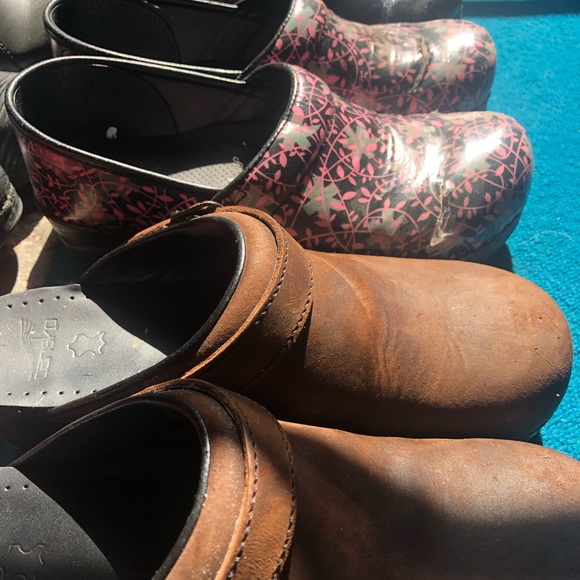 Dansko Nursing Shoes - Picture 4 of 5